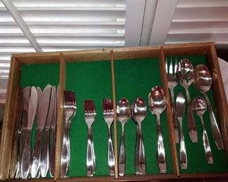 Gibson Stainless 21 Flatware 74 Pieces