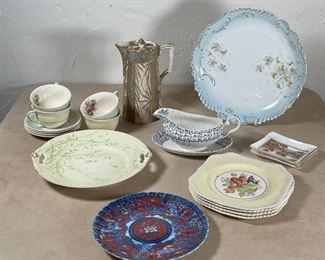 GROUP MISC. PORCELAIN | A collection of assorted porcelain, including a Japanese coffee pot with bamboo decoration (h. 9 in.), two trays (largest dia. 12 in.), a Johnson Bros rose boquet gravy boat and underplate, tea cups, saucers, etc. 