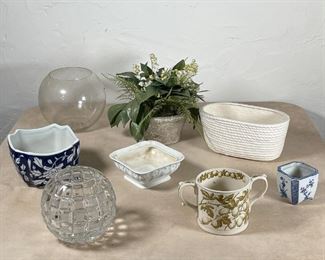 (8pc) PLANTERS & VESSELS | Including two round glass vessels (largest h. 6-3/4 in.), a blue and white porcelain jardiniere with floral motif, a smaller blue and white planter with tree motif, a white basket form jardiniere (h. 4-1/2 x w. 9-3/4 in.), and others 
