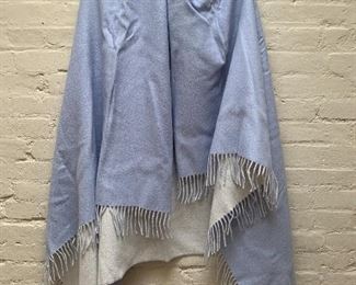 Cashmere wrap