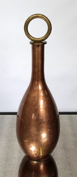 473 - Chelsea House tall bottle