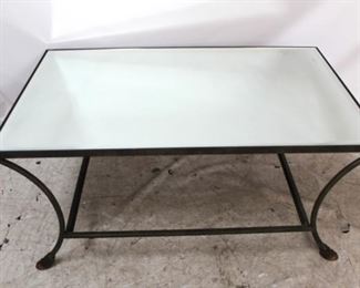 516 - Chelsea House Kendal coffee table 20 x 44 x 27 1/2