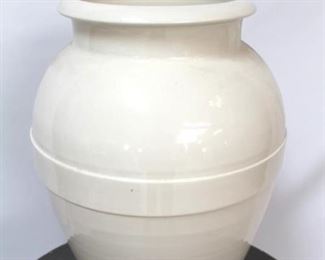 841 - Chelsea House pottery vase 18 1/2" tall