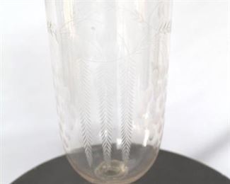 911 - Chelsea House glass vase 15" tall