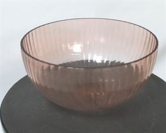 981 - Chelsea House pink glass bowl 14" round