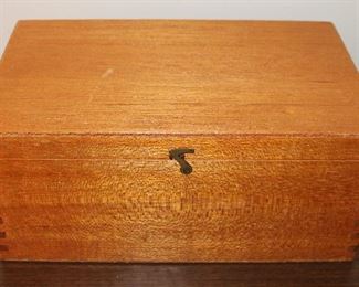 Vintage Dovetail Wooden Box