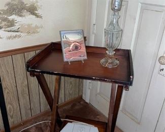 Vintage Tray Table & Glass Lamp!