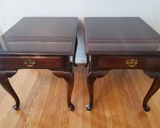 Two Cherry Mountain Kincaid End Tables
https://ctbids.com/#!/description/share/1017378