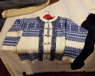 Very Nice Nordstrikk Sweater