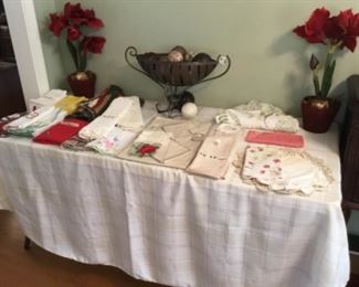 Linens, napkins, place mats, handkerchiefs, decor