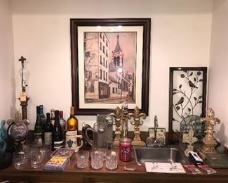 Items Located In The Family Room