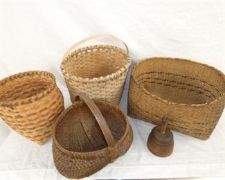 VIEW 2 CLOSE UP SPLIT OAK BASKETS