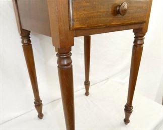 VIEW 2 W/TURN LEGS & DRAWER