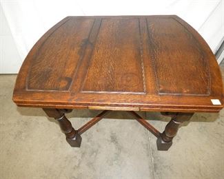 VIEW 2 OAK PUB TABLE