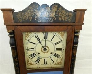 VIEW 2 CLOSE UP TOP WEIGHT CLOCK