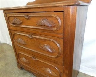 CLOSEUP WALNUT WASHSTAND