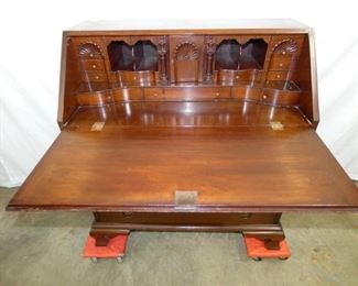 VIEW 2 INSIDE W/ PEGION HOLES