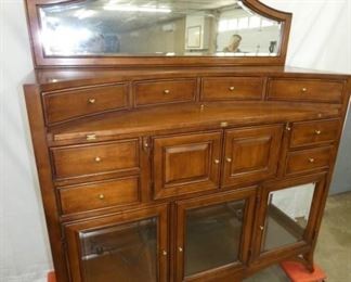 VIEW 2 BEVELED MIRRORS & GLASS