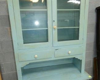 VIEW 2 CLOSEUP 2PC. W/ GLASS DOORS