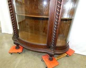 VIEW 2 BOTTOM W/ TWIST COLUMNS