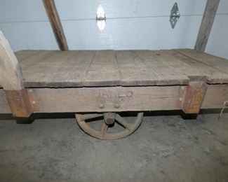 VIEW 2 CLOSE UP LINEBERRY CART