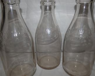 VIEW 2 CLOSE UP 1/2 G. BILTMORE BOTTLES