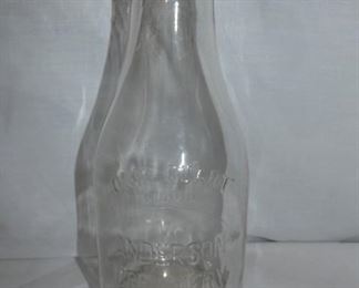 1QT. EMB. ANDERSON CREAMERY MILK BOTTLE 