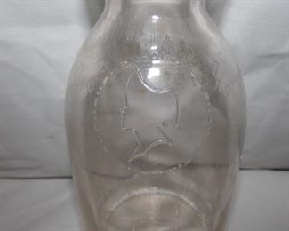 VIEW 2 CLOSE UP EMB. ANNAPOLIS BOTTLE 