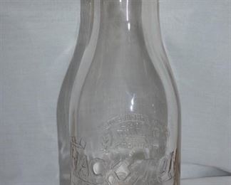 1PT. EMB. THACKSTON DAIRY MILK BOTTLE 
