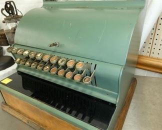 VIEW 2 RIGHTSIDE MODEL #306 