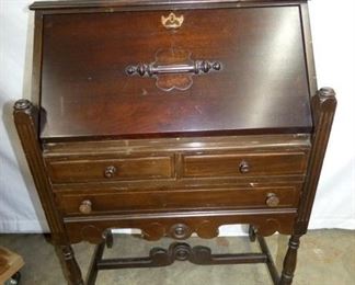 UNUSUAL MAH. DROPFRONT