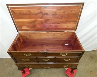 VIEW 2 INSIDE CEDAR LINED