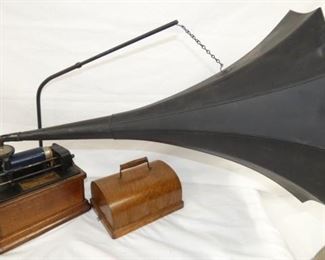 OAK EDISON TABLE TOP VICTROLA