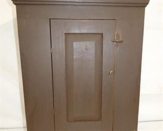 21X26 BLIND DOOR HANGING CUPBOARD