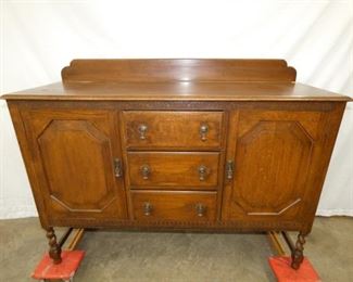CLEAN SIDEBOARD