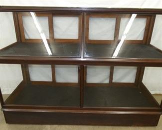 NICE 6FT. SLANT TOP FLOOR MODEL SHOWCASE