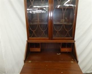 VIEW 3 W/ DROPDOWN DESK