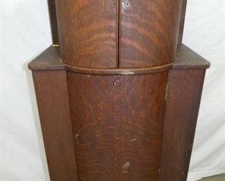 14X58 UNUSUAL OAK CURVED FRONT BAR