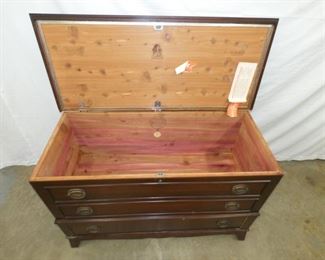 VIEW 2 INSIDE CEDAR LANE CHEST
