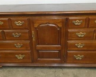 THOMASVILLE FURN, MAH. DRESSER