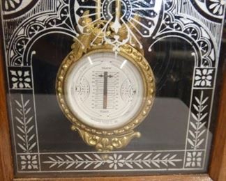 VIEW 2 CLOSEUP W/ PORC. PEDULUMN