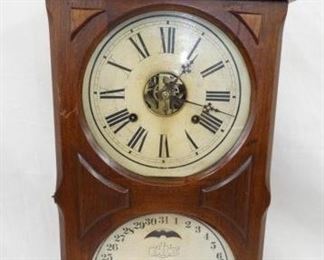 EARLY WALNUT 1900'S CALENDAR CLOCK 
