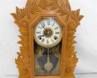 ORNATE OAK KITCHEN CLOCK