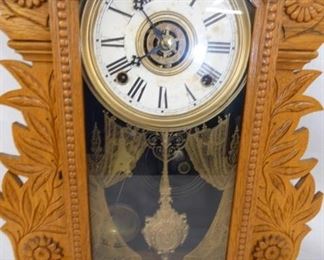 VIEW 2 CLOSEUP OAK KITCHEN CLOCK