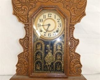 UNUSUAL OAK WALL CLOCK