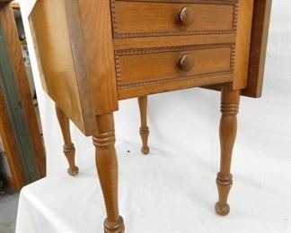 24IN WALNUT DOUBLE DRAWER DROPLEAF