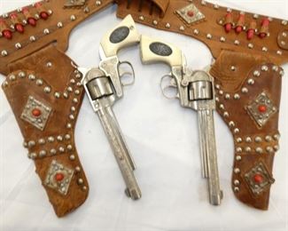 VIEW 2 CLOSEUP MARSHALL SET