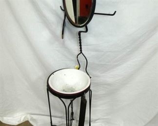 VIEW 2 RIGHTSIDE SHAVING STAND