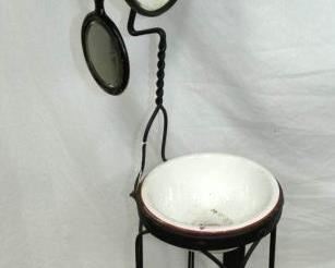 VIEW 3 LEFTSIDE CHAMBER SHAVING STAND