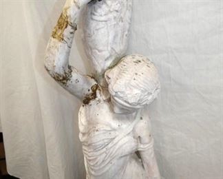 VIEW 2 CLOSEUP AT THE FOUNTAIN